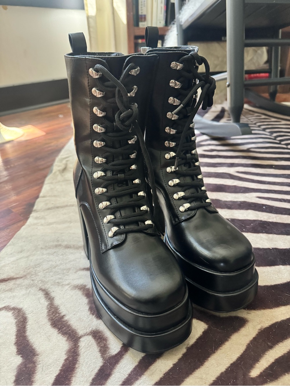 Steve Madden Black Lace-Up Platform Combat Boots